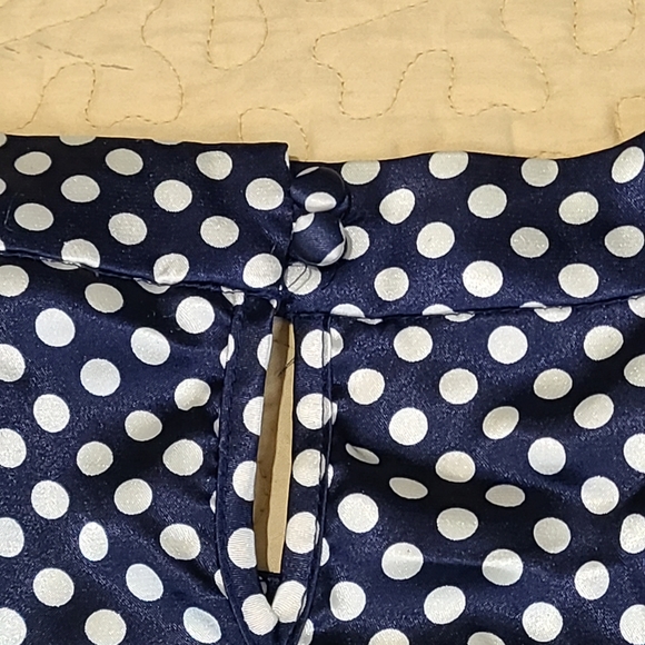 BCBG Maxazria polka dot blouse size S - Picture 5 of 7